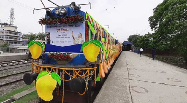 ম্যাঙ্গো স্পেশাল ট্রেন চালুর তারিখ জানালেন রেলমন্ত্রী